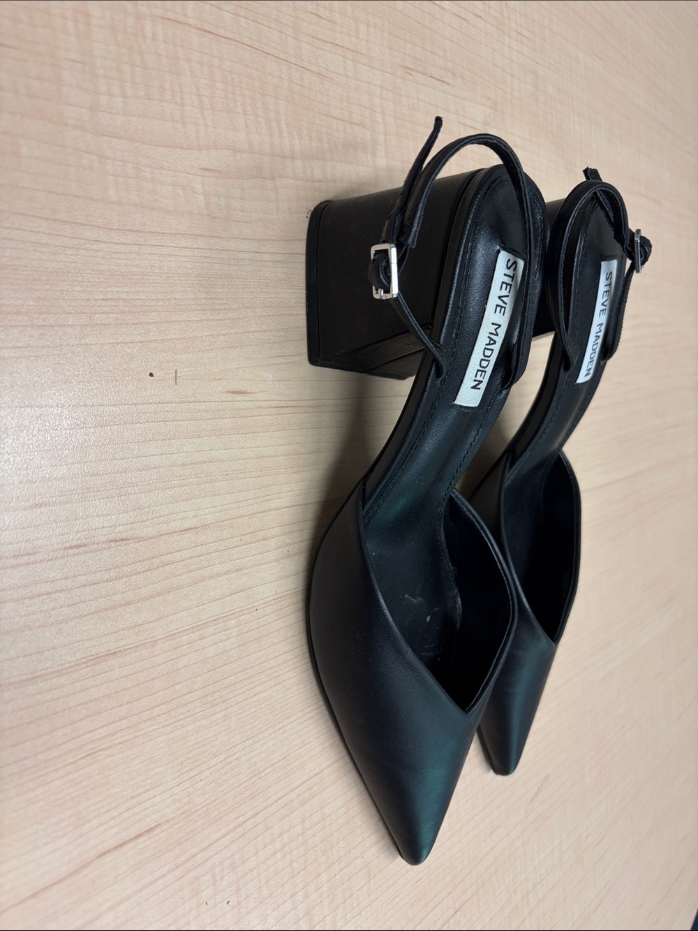 Steve Madden Black Pointed Slingback Block Heels - Picture 2 of 3